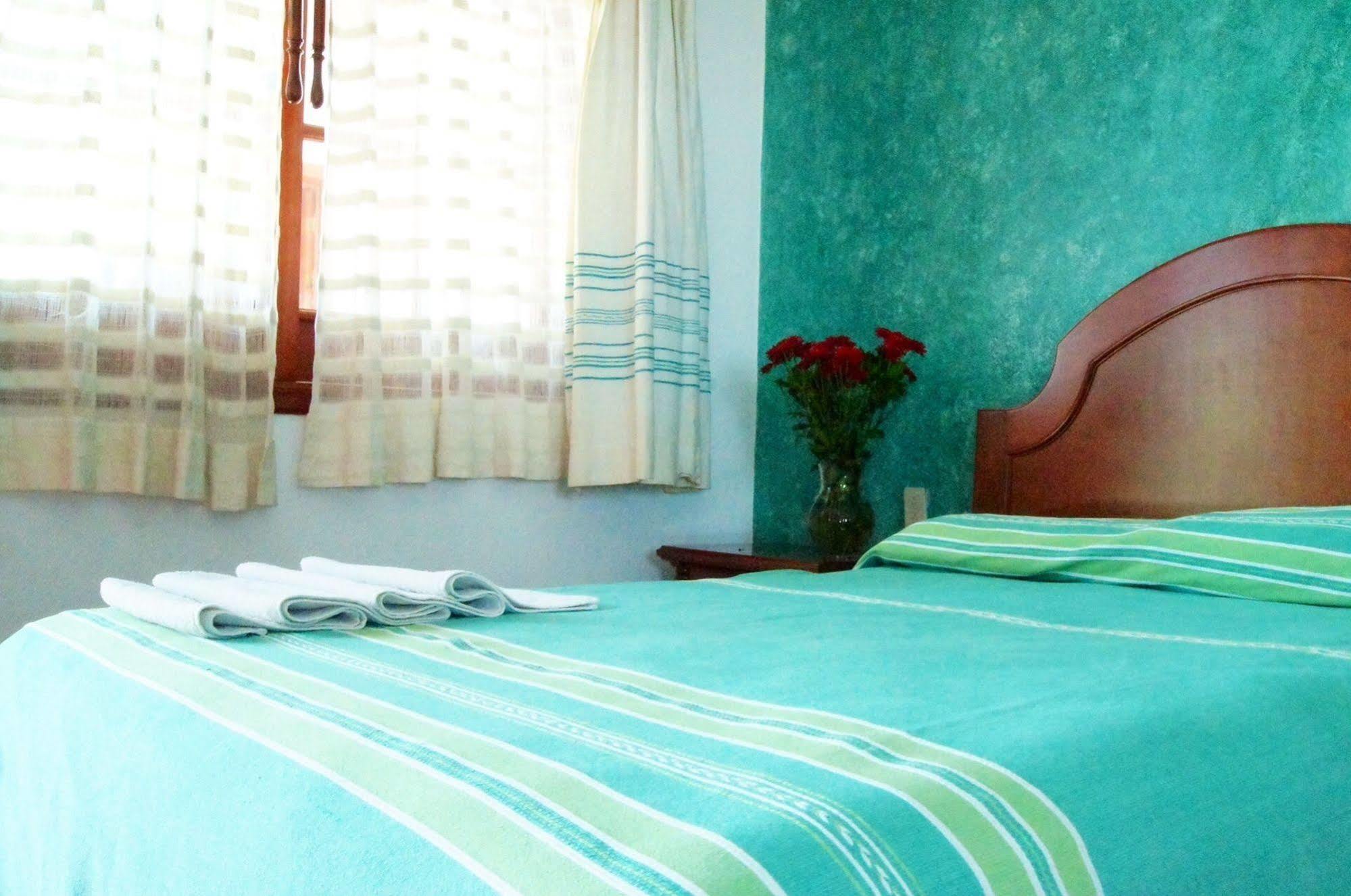 OYO Hotel Mi Casa Oaxaca Esterno foto